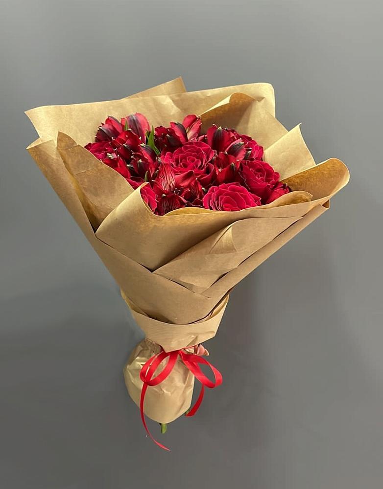 Букет цветов из: Альстромерии и Розы в Игумново