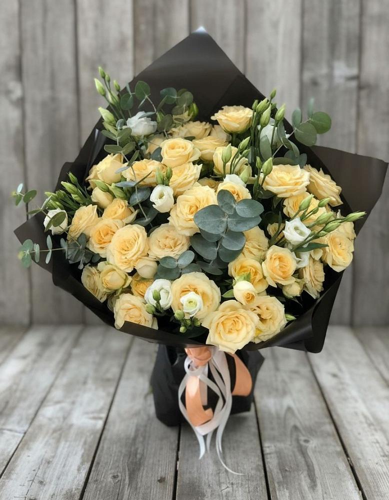 Букет цветов из: Розы и Лизиантусы в Игумново