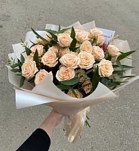 Букет Кремовые розы Латте в Игумново