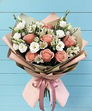 Букет цветов из:  Розы, Альстромерии и Лизиантусы в Игумново