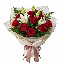 Букет цветов из:  Лилии и Розы в Игумново