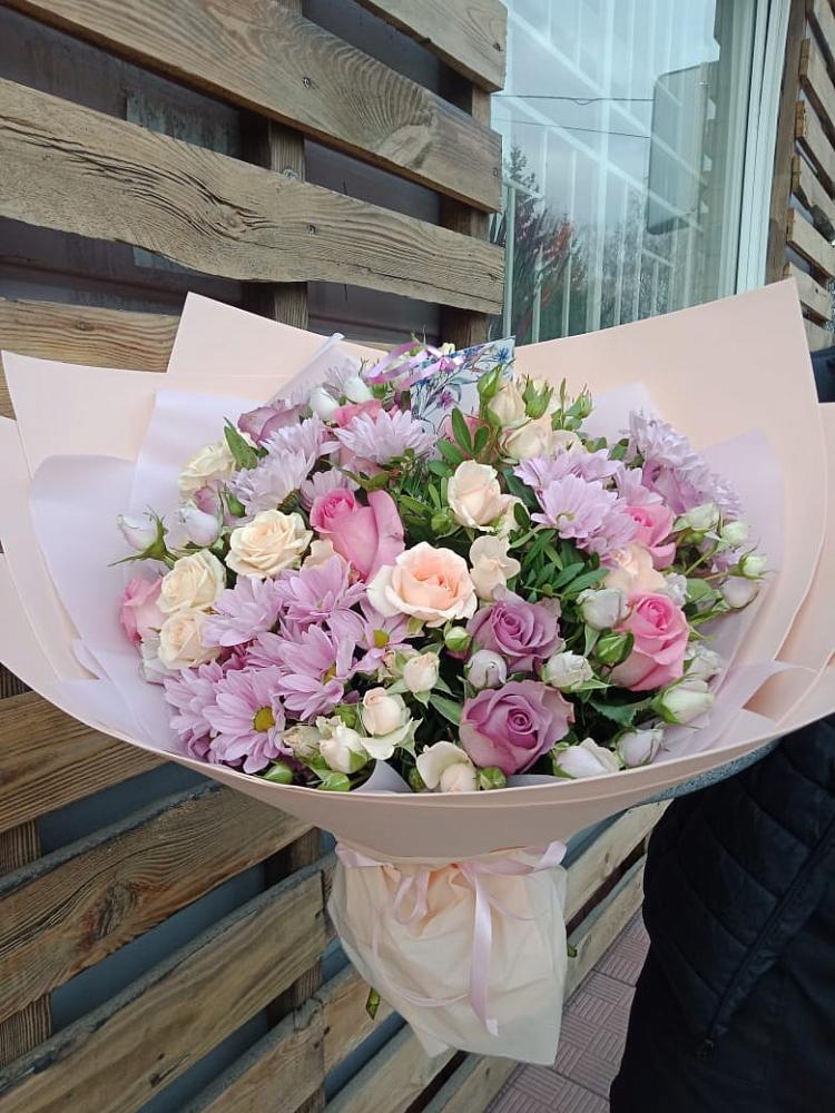 Букет цветов из: Розы и Хризантемы в Игумново