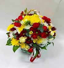 Цветочная композиция из Хризантемы и Розы в корзине в Игумново