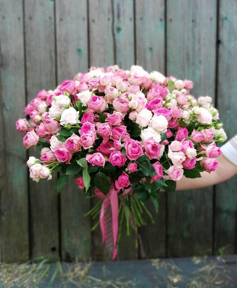 Букет Розовые кустовые розы Натали и Лав Лидия в Игумново