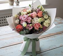 Букет цветов из:  Розы, Лизиантусы и Гвоздики #REPLACE_PRED# Игумново