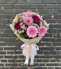 Букет цветов из:  Герберы и Хризантемы в Игумново